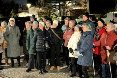 170024678-Gruppe-mit-Nachwächter 170024678-Gruppe-mit-Nachwächter